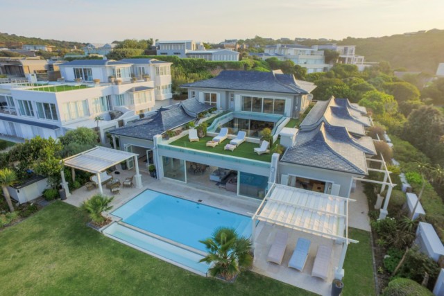 WHALE ROCK BEACH 5 (8818)